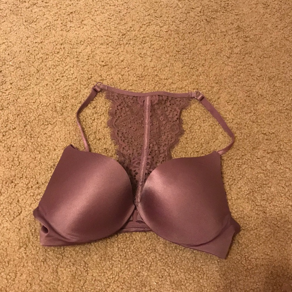 Victoria secret bra.